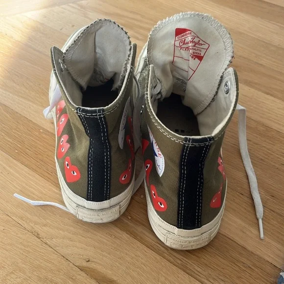 Comme des Garcons Play x Converse | Olive Green | Size 8 - Picture 3 of 6